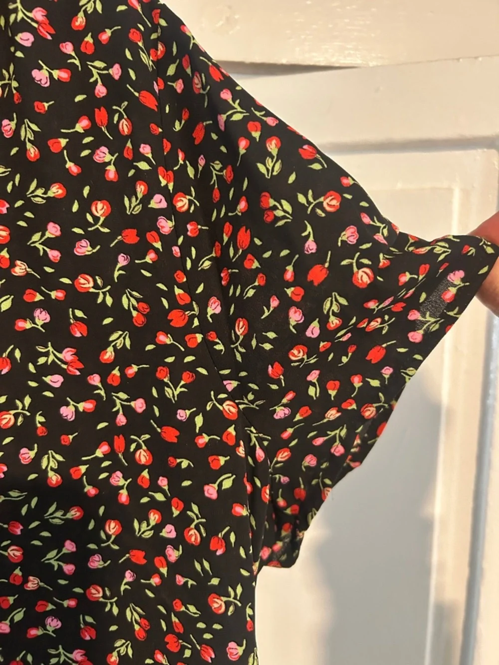 Black Floral Short Sleeve Blouse - Picture 3 of 5
